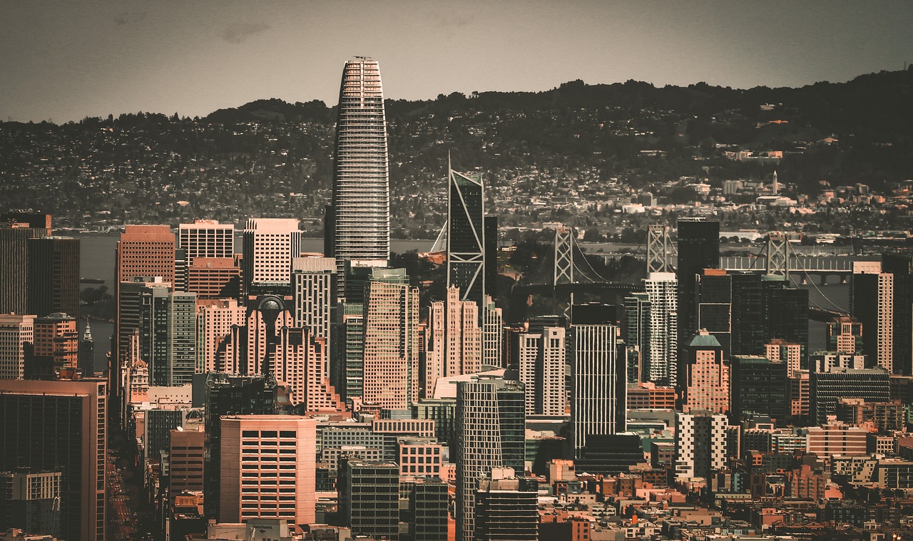 员表现出的 员表现出的