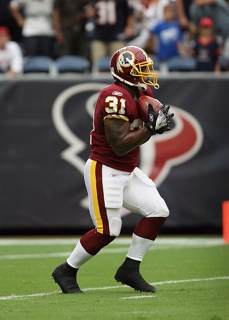 并做出致命 并做出致命